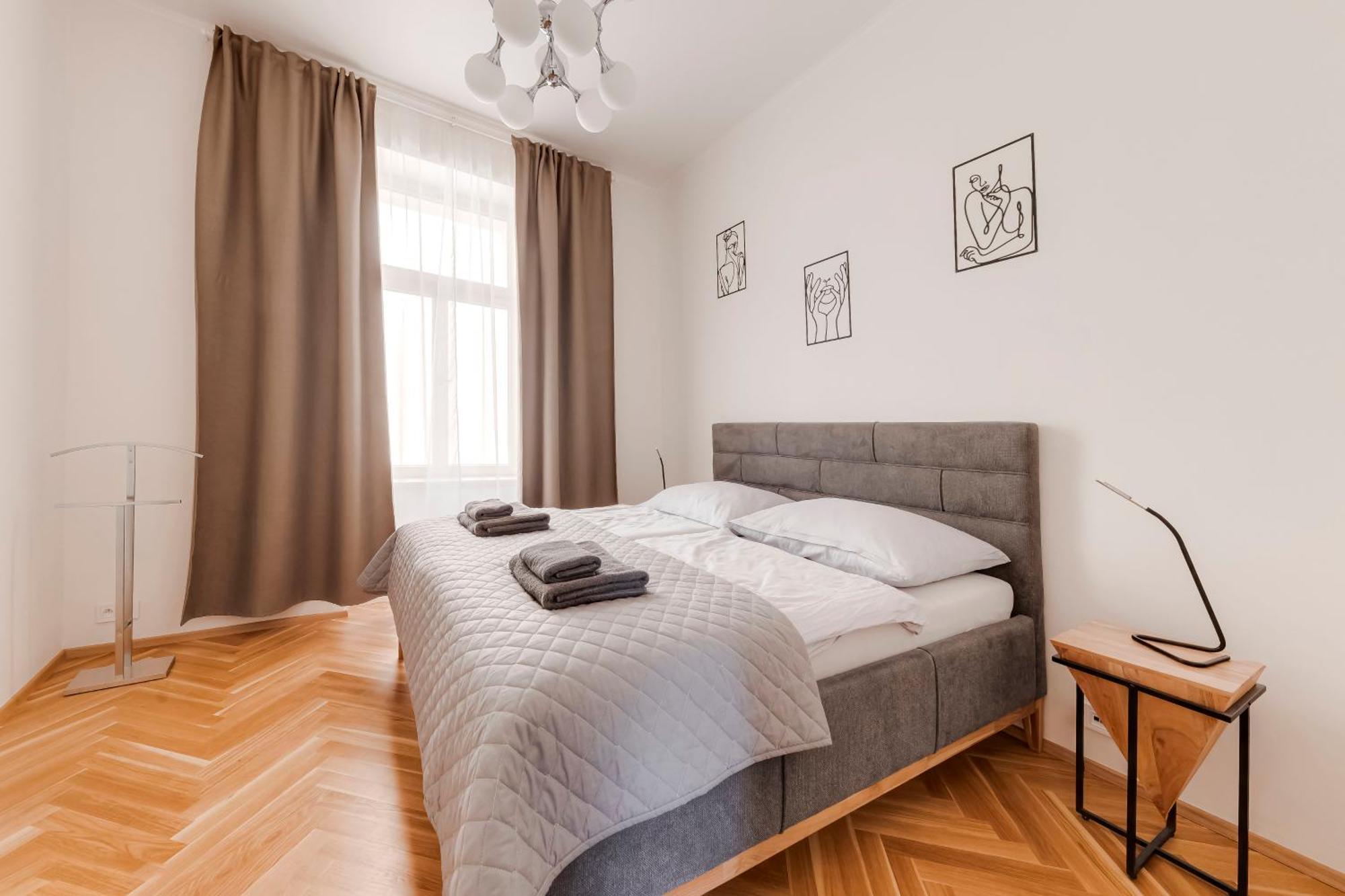 New Town Oases Apartment Prague Ngoại thất bức ảnh