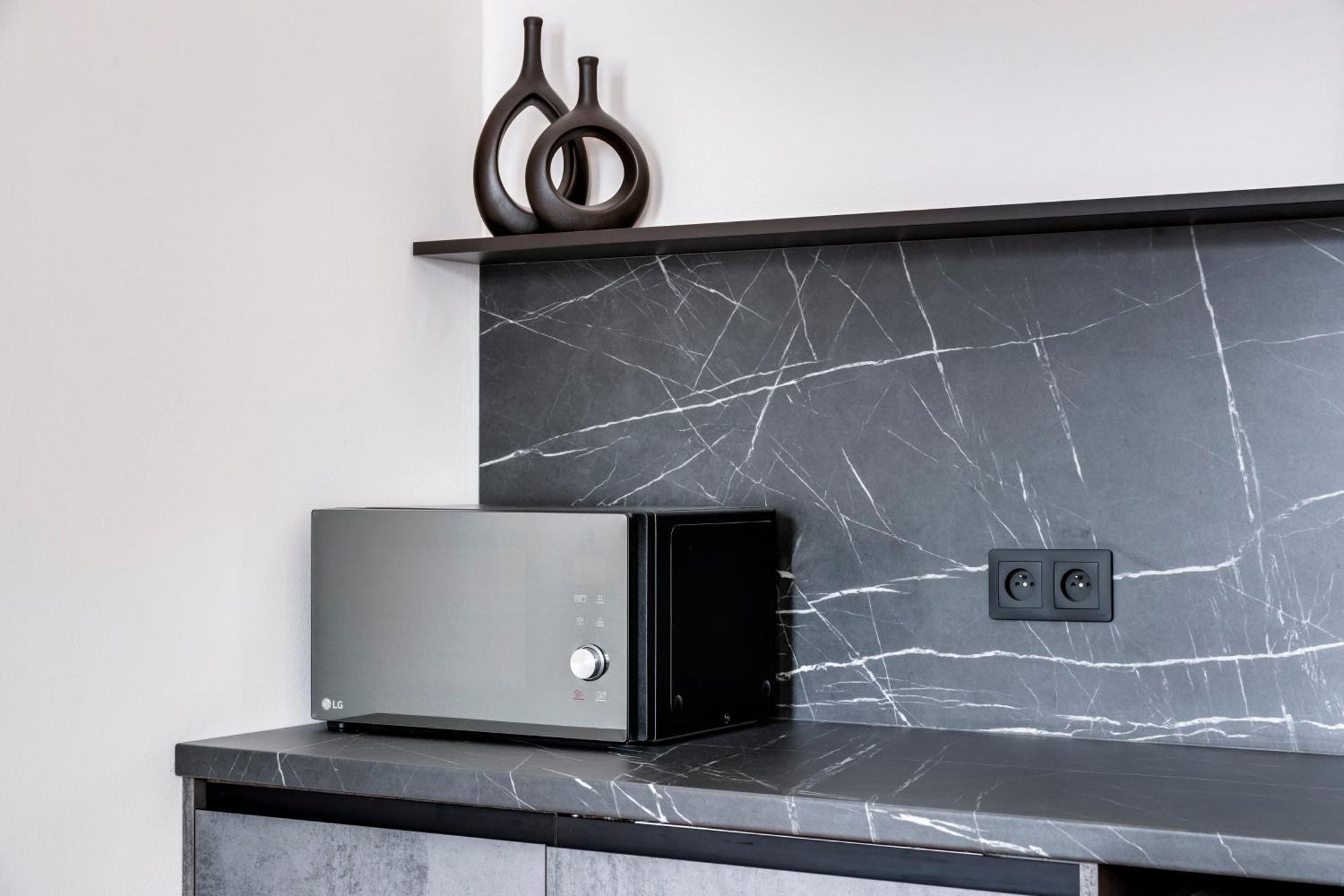 New Town Oases Apartment Prague Ngoại thất bức ảnh