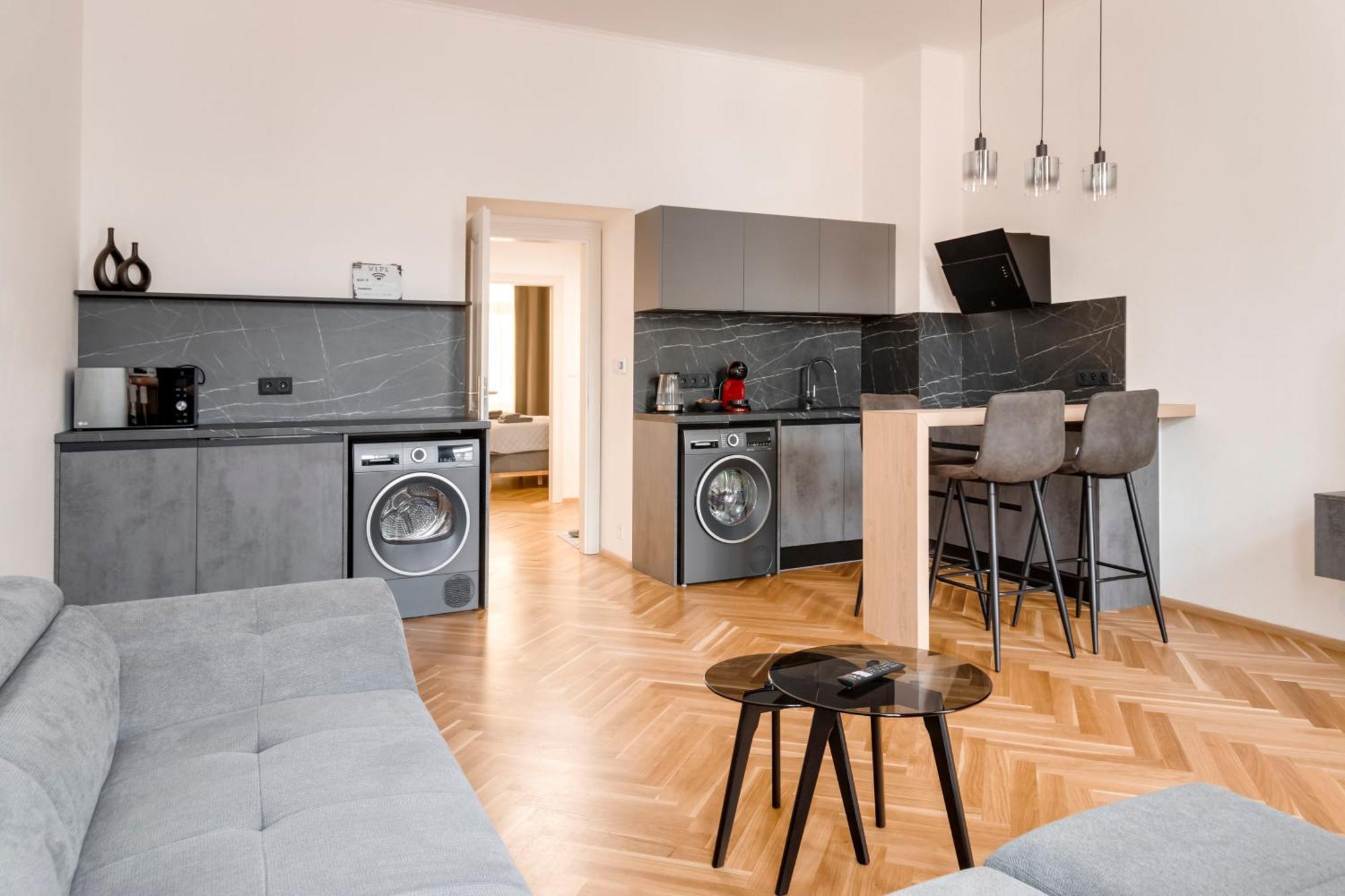 New Town Oases Apartment Prague Ngoại thất bức ảnh