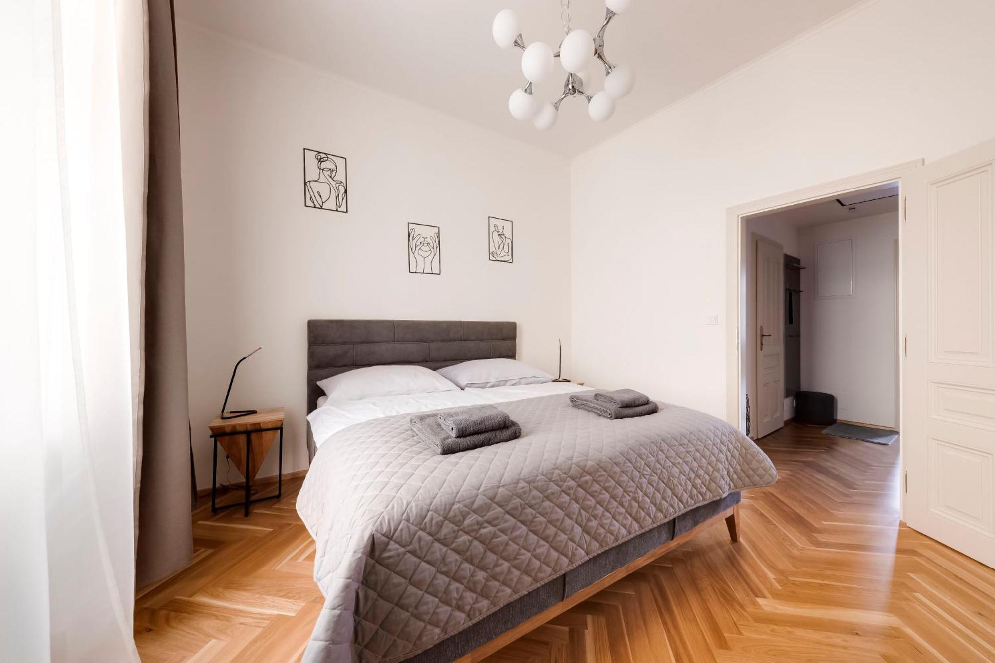 New Town Oases Apartment Prague Ngoại thất bức ảnh